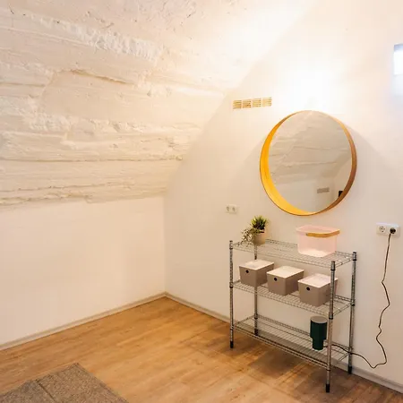 Raum Life - Quartier 10 Апартаменти